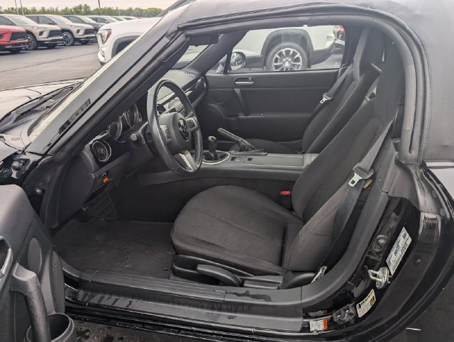 Used 2008 MAZDA MX-5 Miata Sport w/ Convenience Pkg RWD image 10