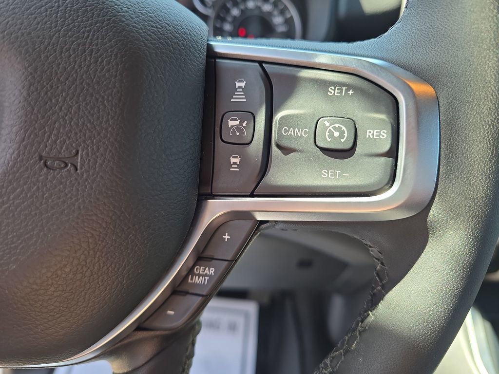 New 2026 RAM 1500 Big Horn AWD/4WD image 18