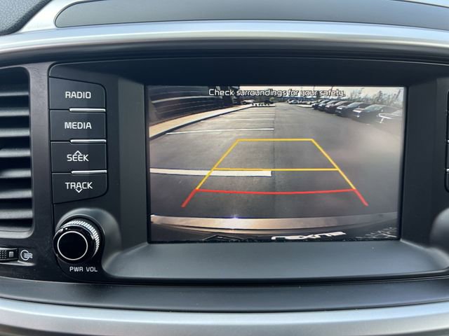 Used 2020 Kia Sorento LX w/ LX I4 Convenience Package image 15