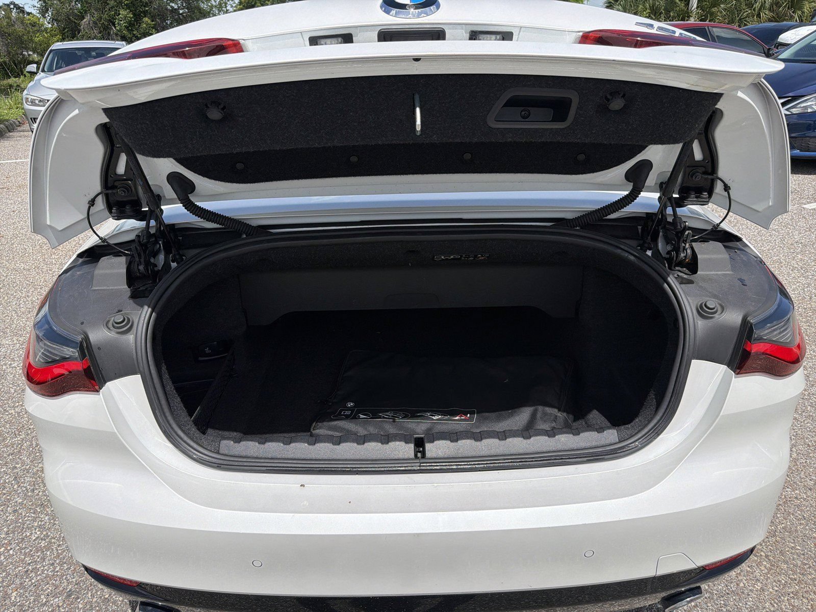 Certified 2025 BMW 430i Convertible RWD image 14