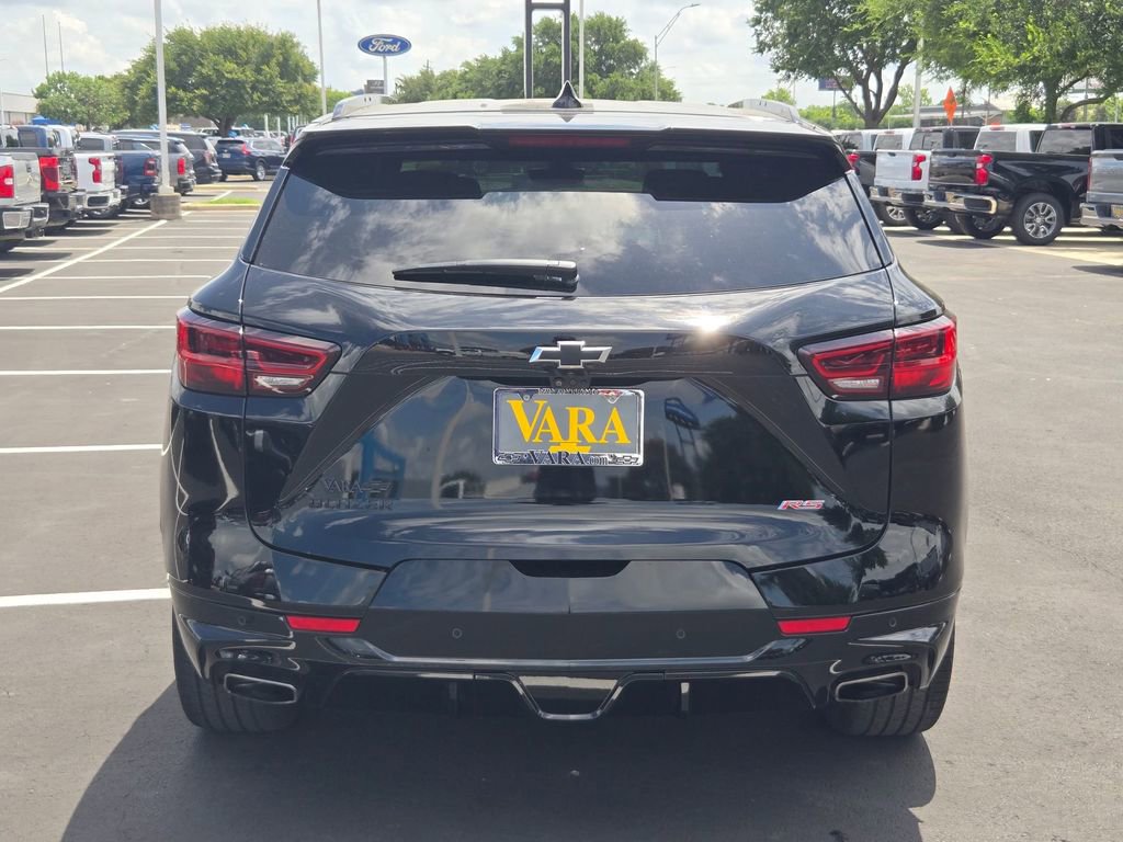 Used 2024 Chevrolet Blazer RS w/ Driver Confidence II Package FWD image 4