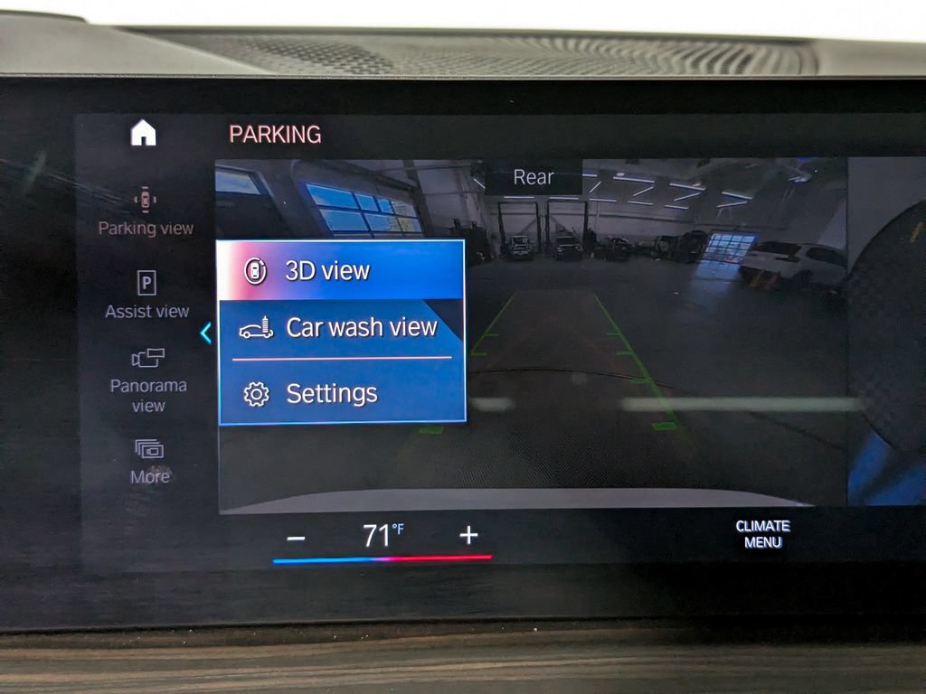 Certified 2023 BMW X7 xDrive40i w/ Premium Package AWD/4WD image 27