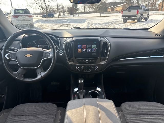 Used 2018 Chevrolet Traverse LT image 12