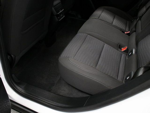 Certified 2025 Chevrolet Equinox LT w/ Safety and Technology Package image 28