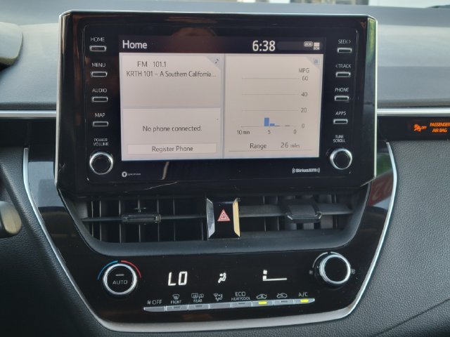 Used 2021 Toyota Corolla LE FWD image 11