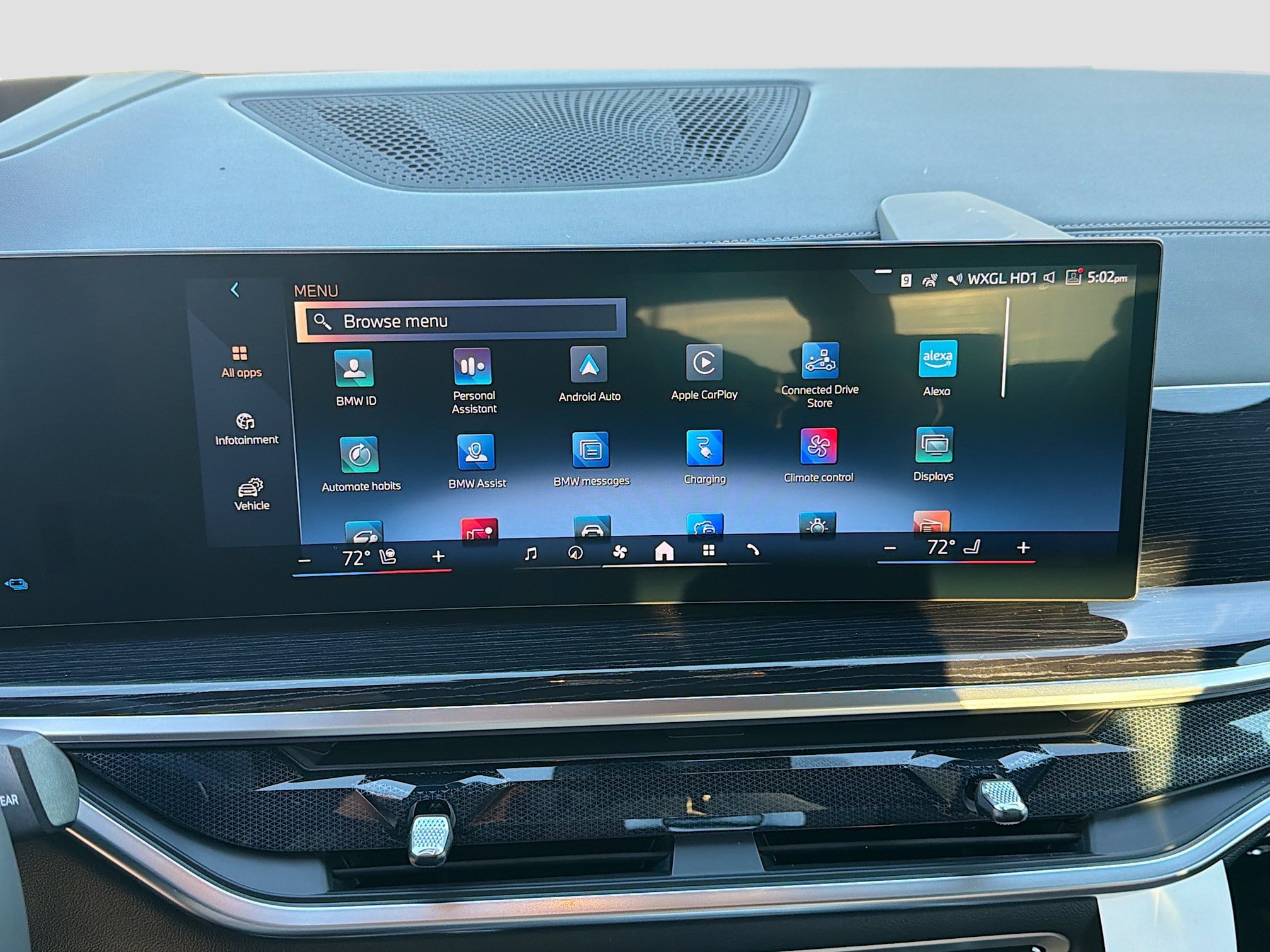 New 2026 BMW X5 xDrive50e w/ Executive Package image 30