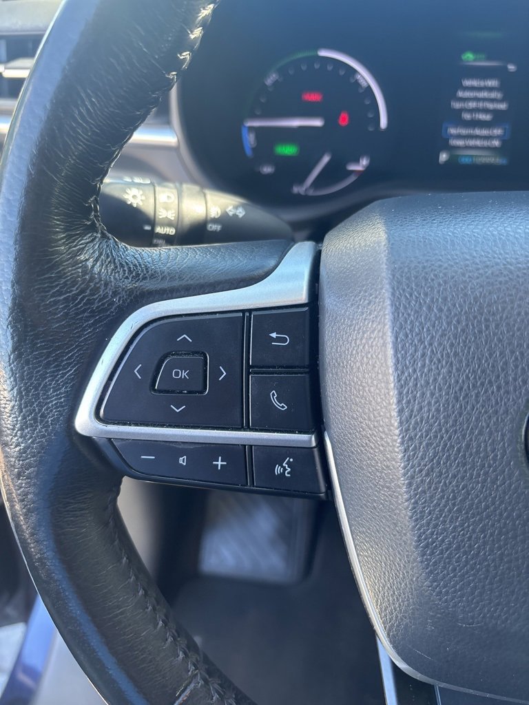 Used 2022 Toyota Sienna XLE image 17