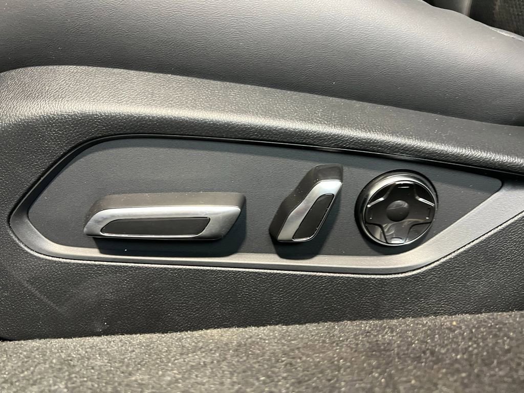 Used 2025 Acura TLX SH-AWD w/ A-SPEC Pkg image 17