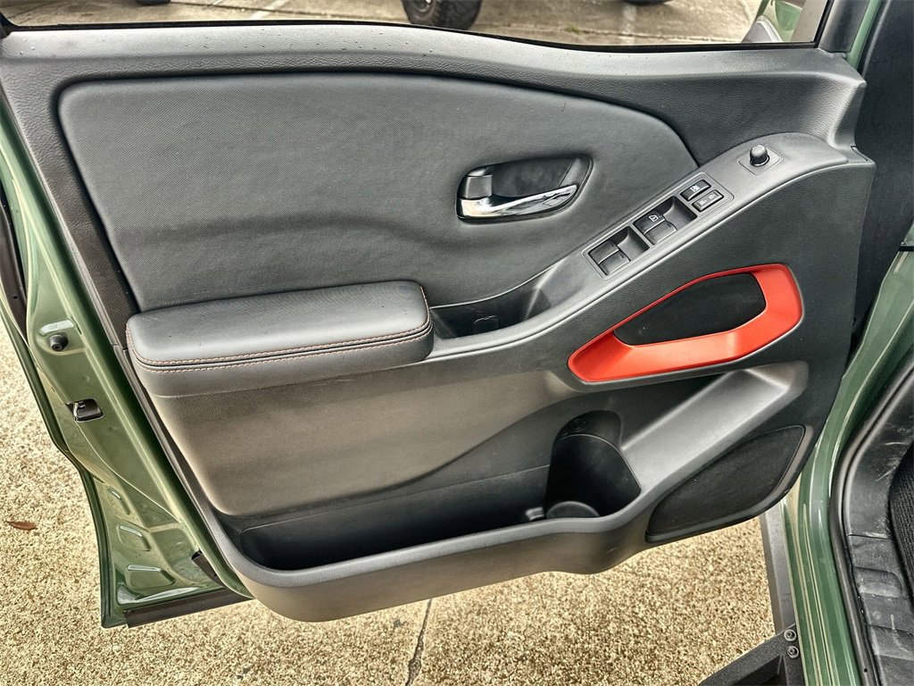 Used 2024 Nissan Frontier Pro-X w/ Pro Convenience Package image 21