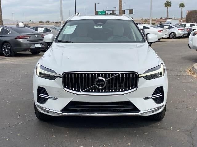 Used 2023 Volvo XC60 B5 Plus AWD/4WD image 3