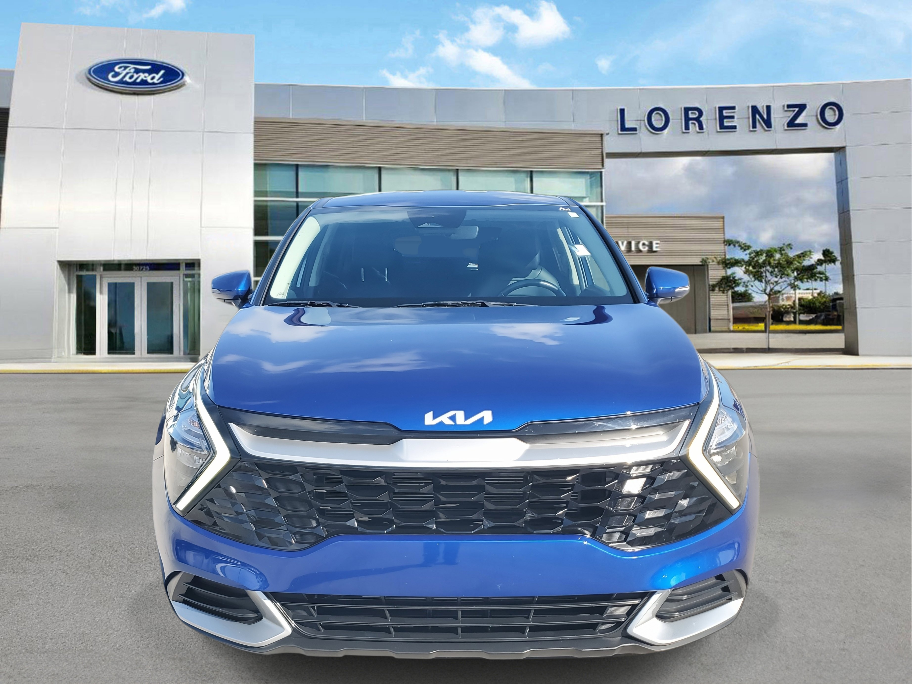 Used 2023 Kia Sportage EX image 2