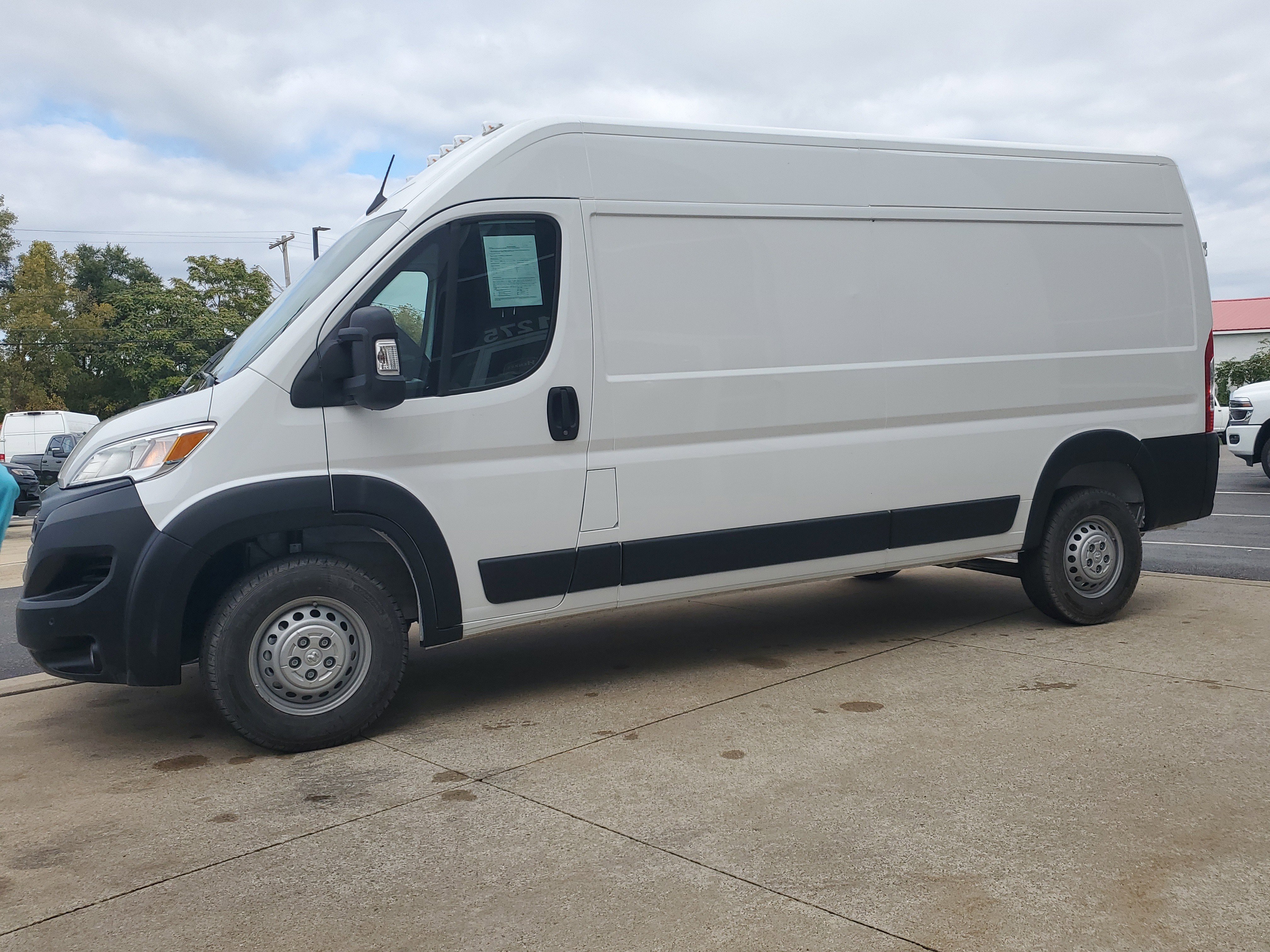 Used 2025 RAM ProMaster 2500 w/ Safety Group image 2
