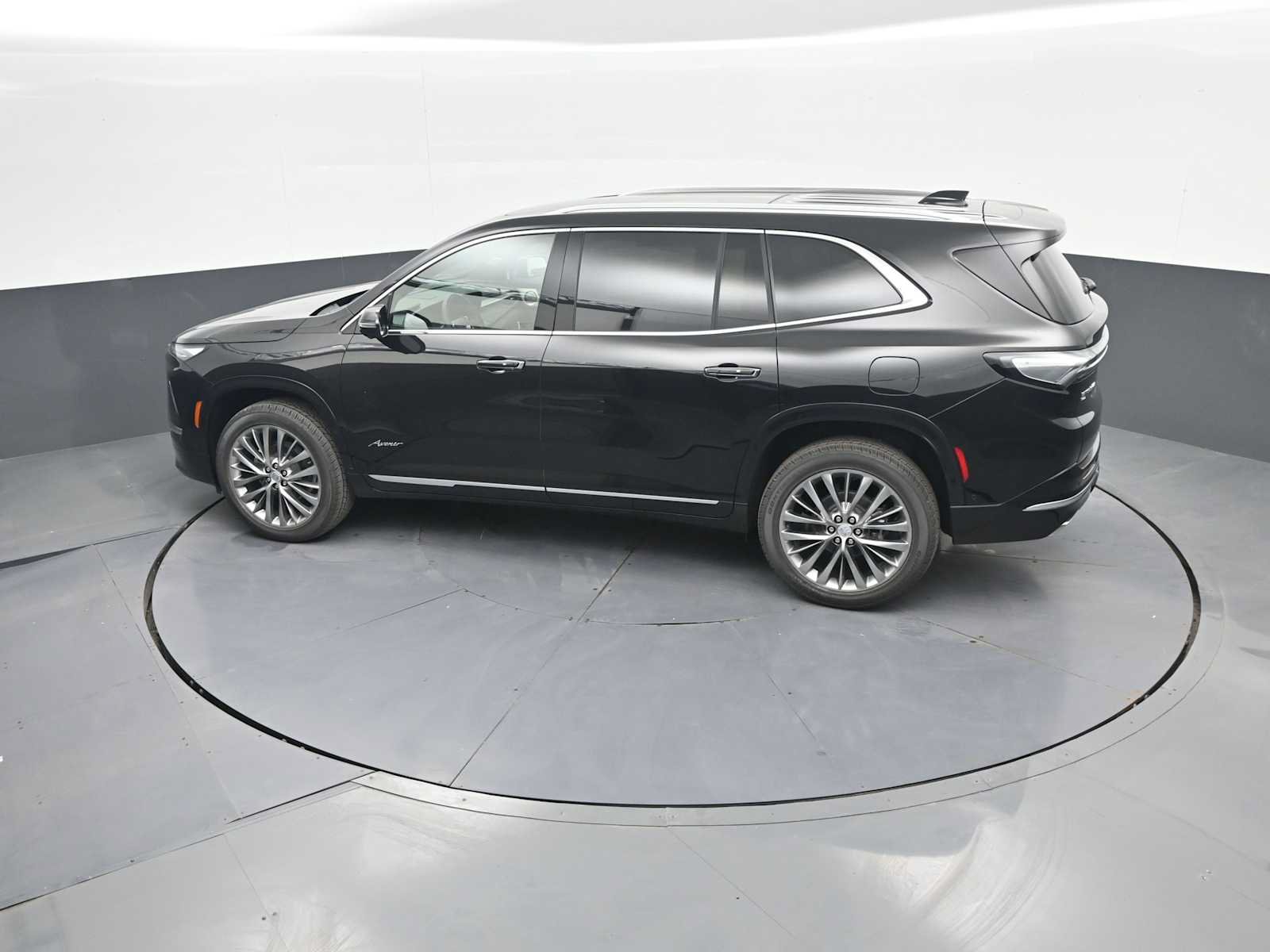 New 2026 Buick Enclave Avenir w/ Super Cruise Package AWD/4WD image 36