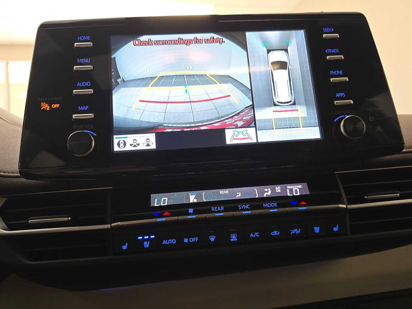 Certified 2024 Toyota Sienna Platinum AWD/4WD image 13