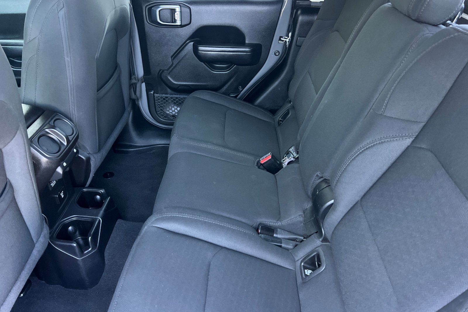 Used 2021 Jeep Gladiator Sport AWD/4WD image 12