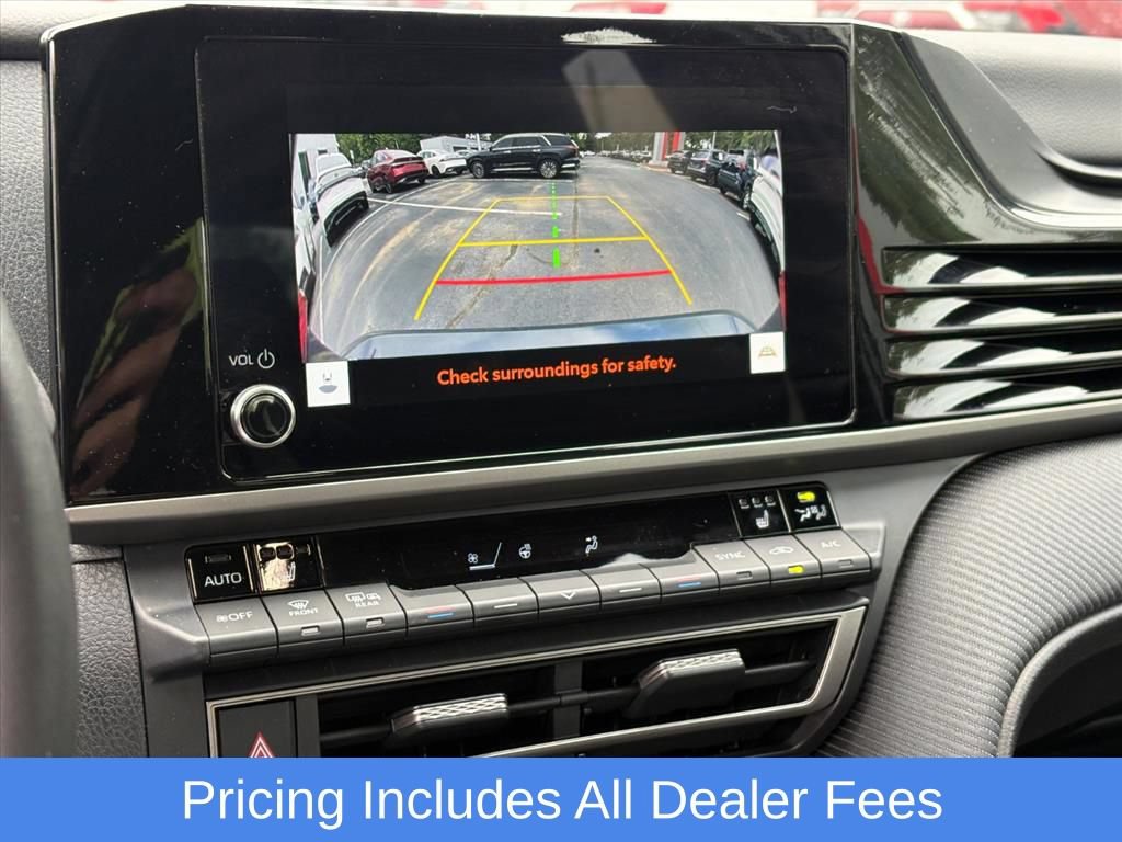 Used 2025 Toyota Camry SE w/ Convenience Package AWD/4WD image 10