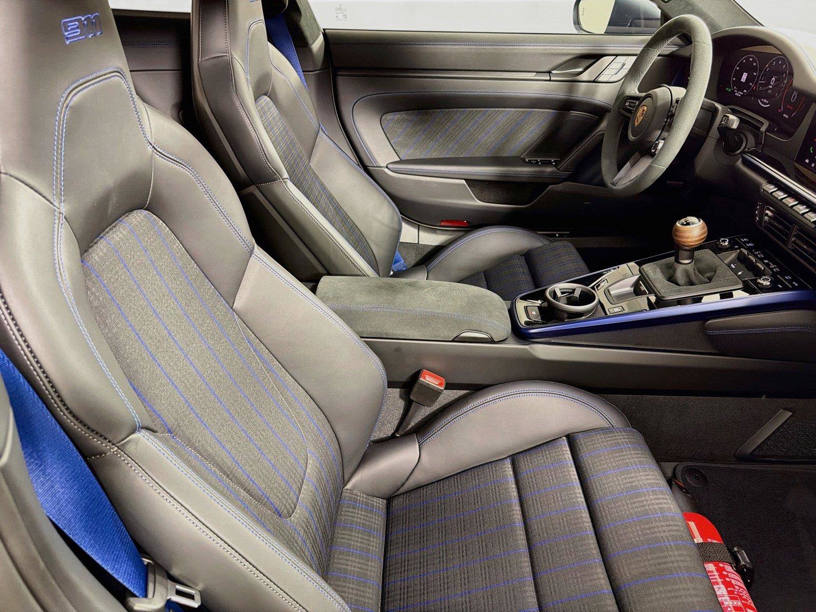 Certified 2026 Porsche 911 Carrera T RWD image 25