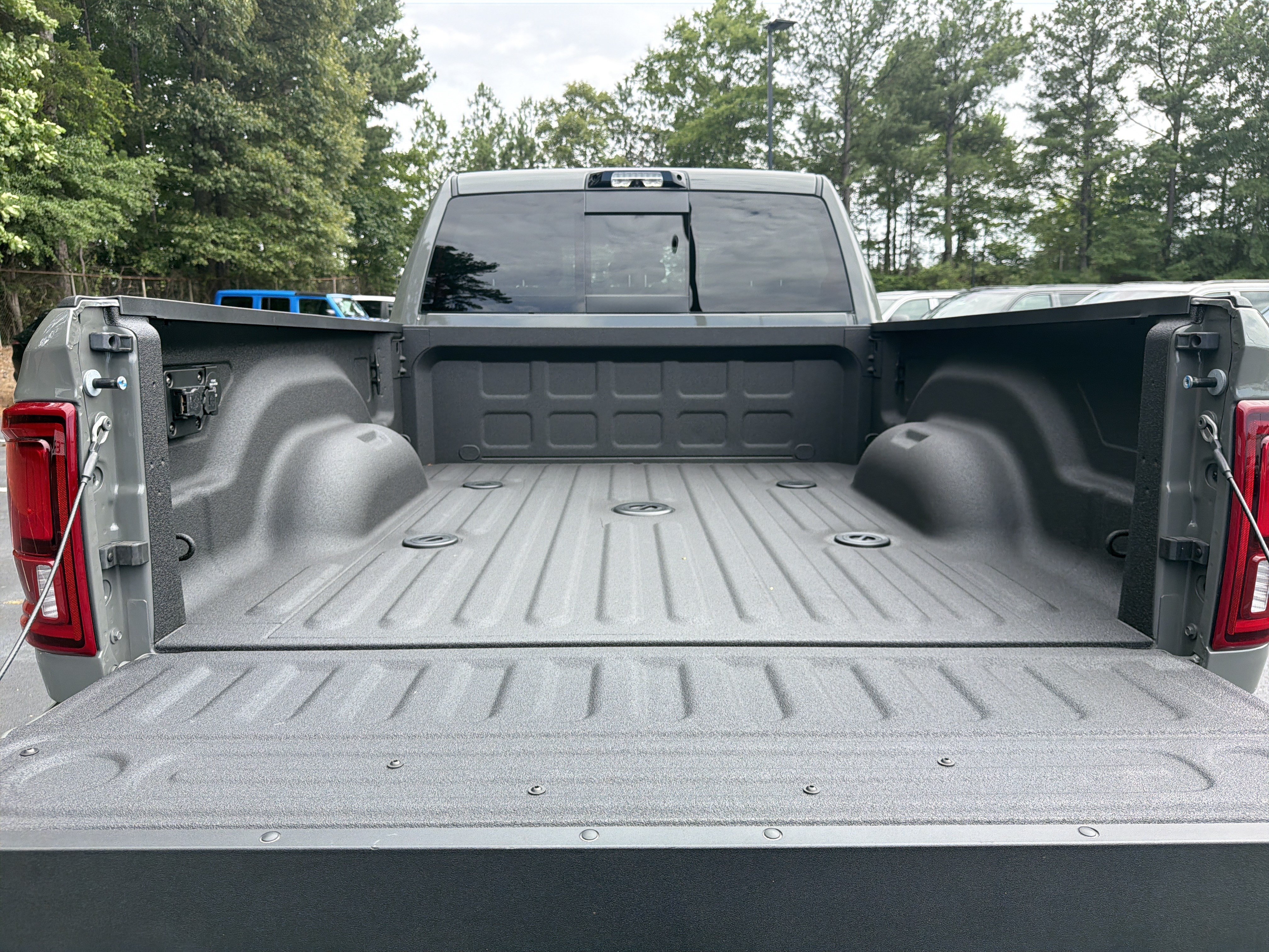 New 2026 RAM 2500 Big Horn AWD/4WD image 22