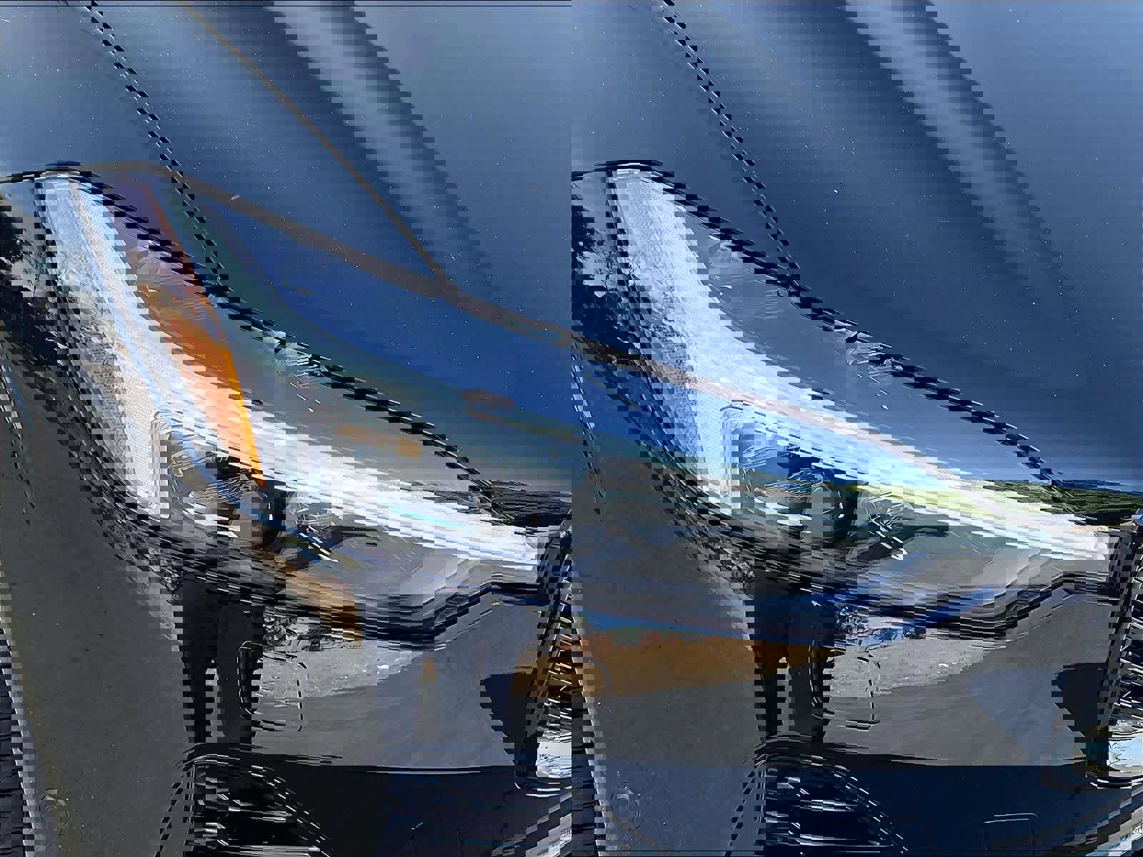 Used 2026 Volvo XC60 T8 Plus w/ Climate Package image 31