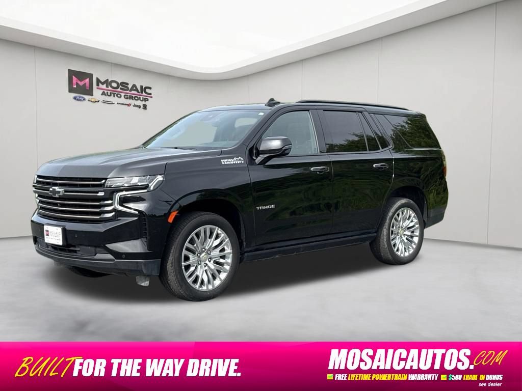Used 2024 Chevrolet Tahoe High Country AWD/4WD image 3