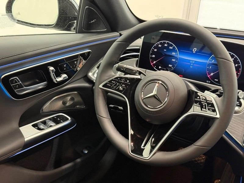 New 2026 Mercedes-Benz E 350 4MATIC Sedan image 8