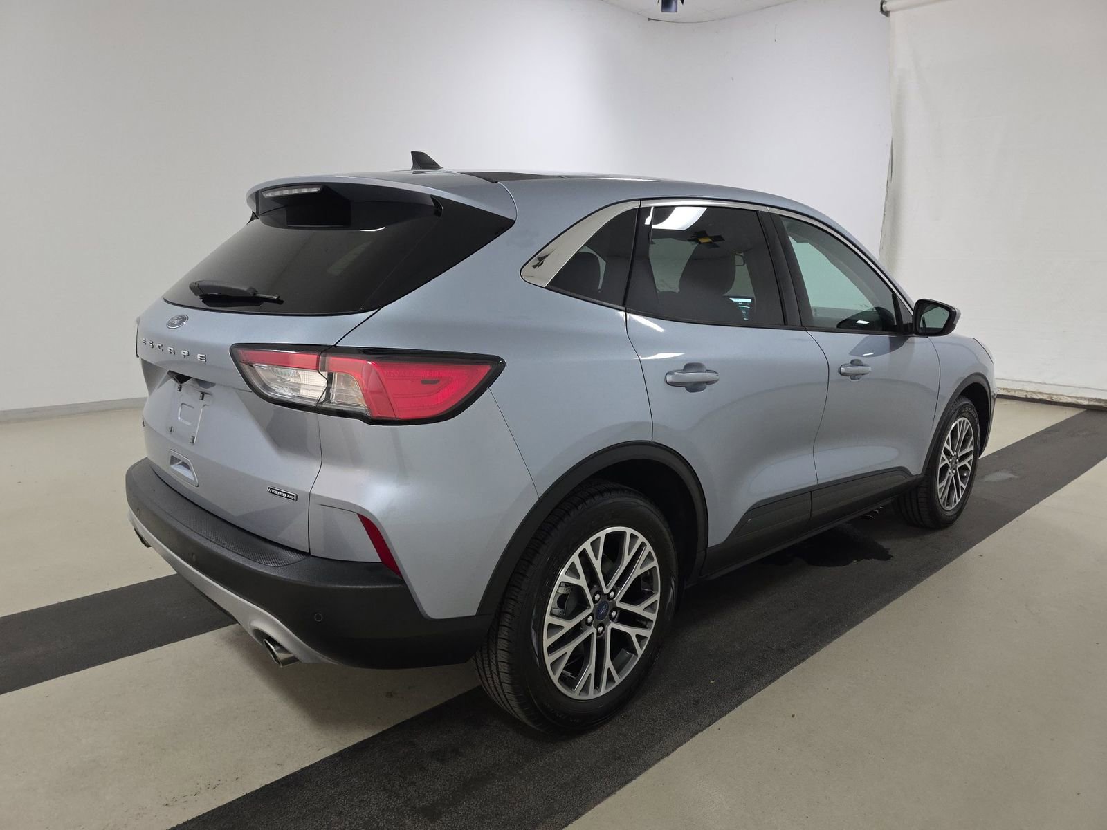 Used 2022 Ford Escape SEL AWD/4WD image 6