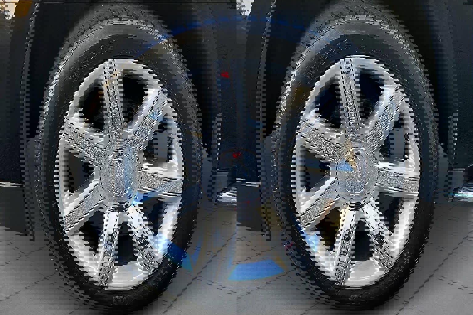 Used 2020 Cadillac Escalade Luxury image 11