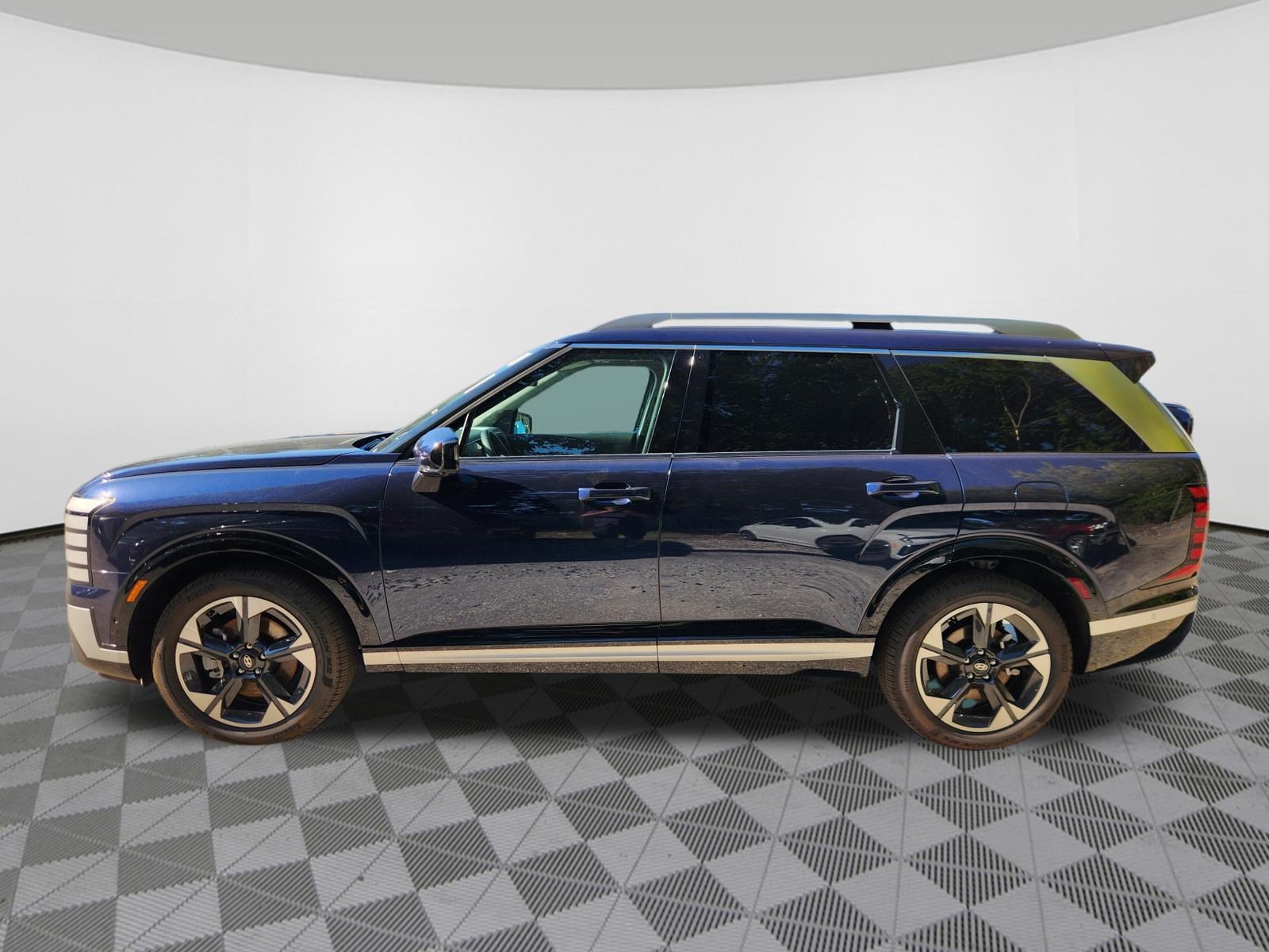 Certified 2026 Hyundai Palisade Limited AWD/4WD image 5