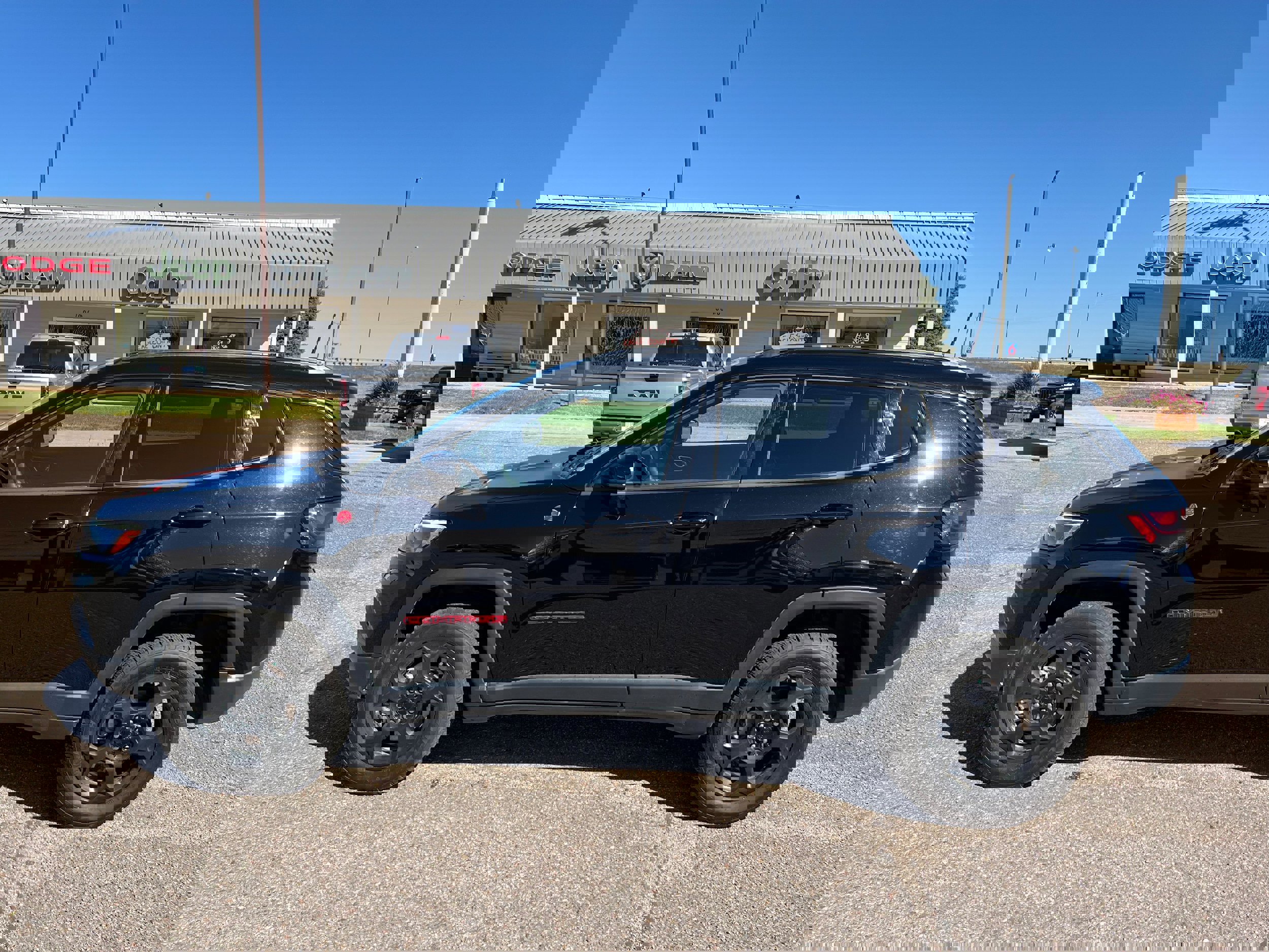 Used 2023 Jeep Compass Trailhawk w/ Trailhawk Elite Group