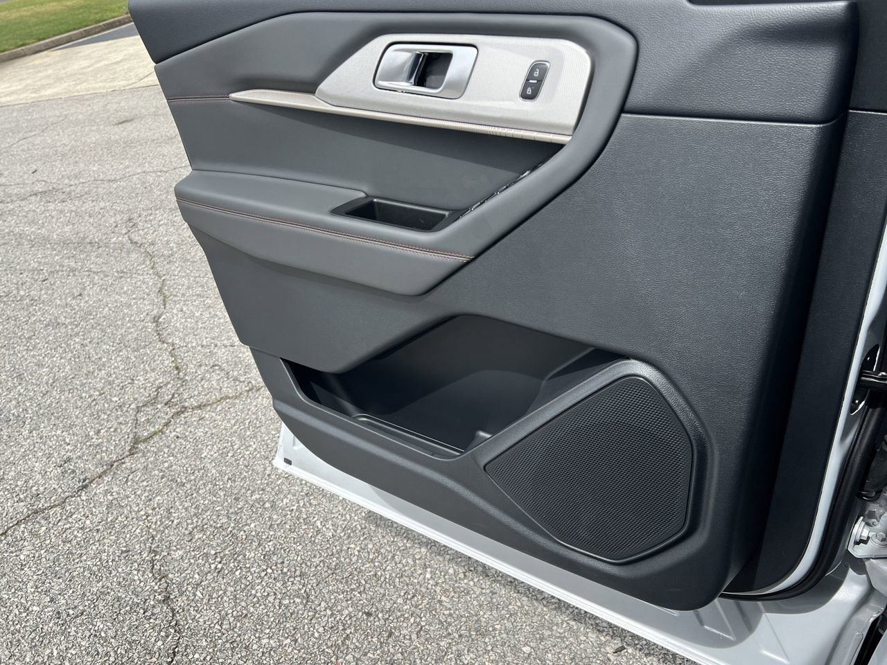 New 2026 Ford Explorer Active image 13