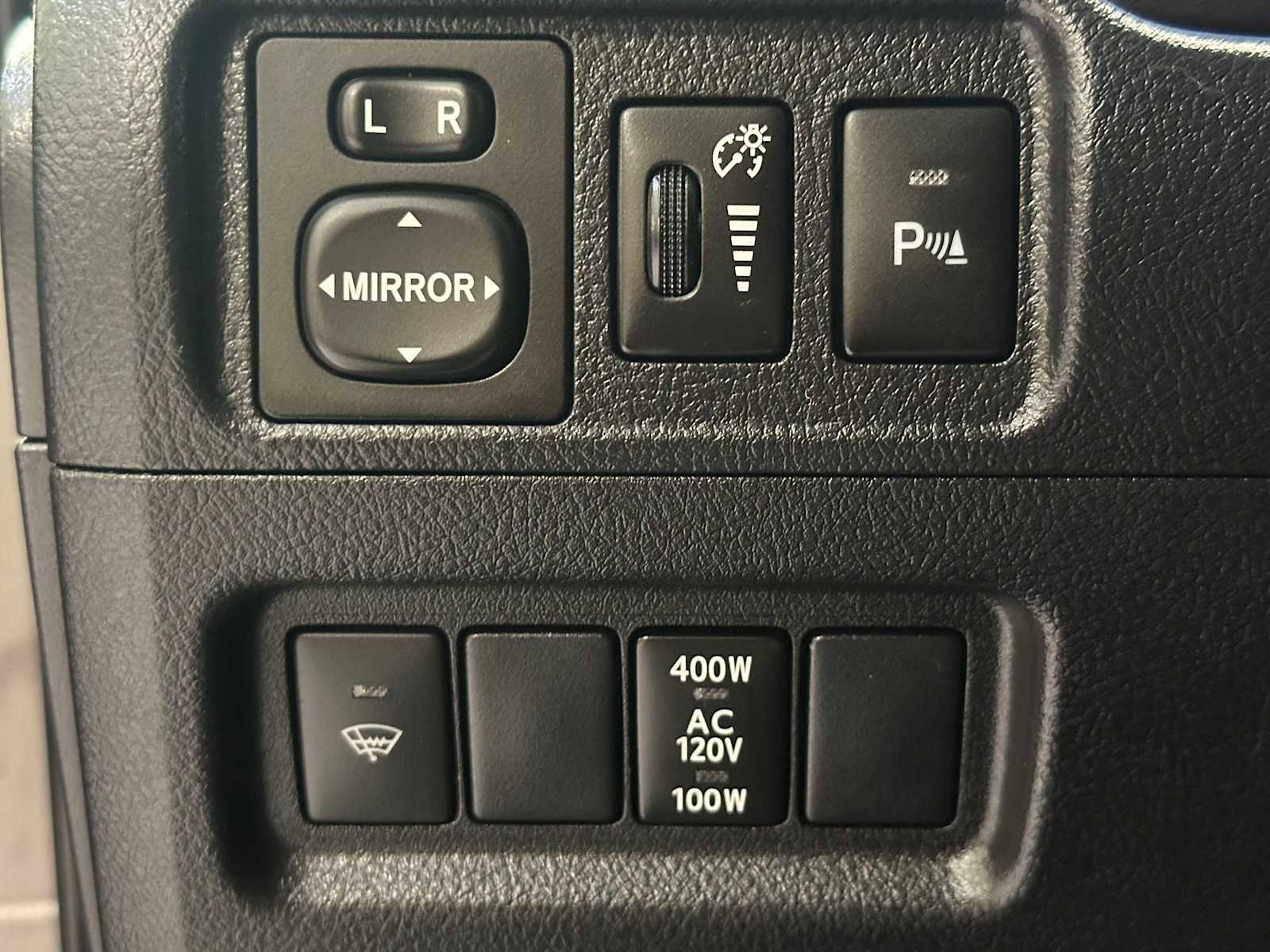 Used 2018 Toyota 4Runner Limited image 18
