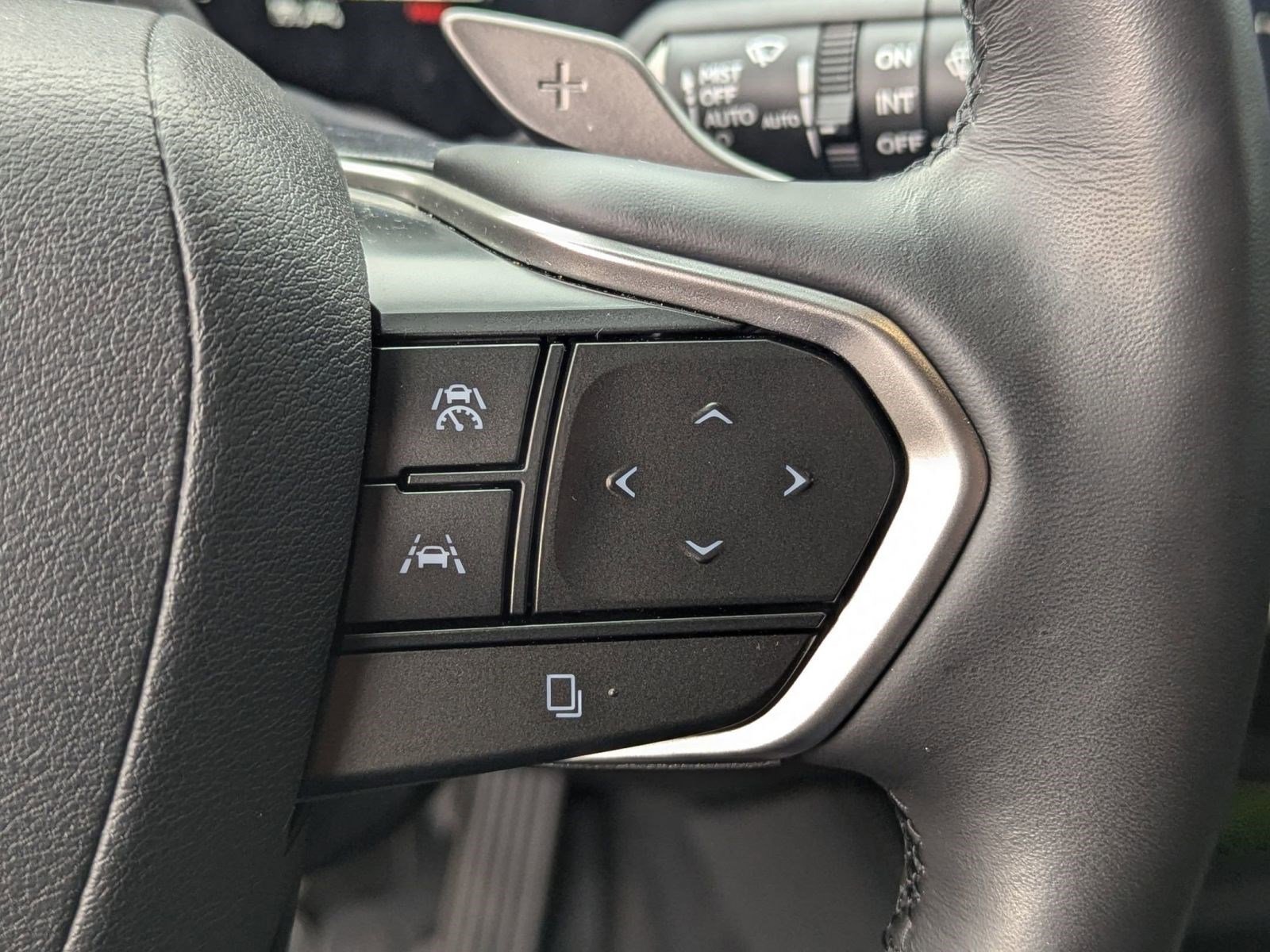 Certified 2025 Lexus RX 450h AWD w/ Luxury Package image 28