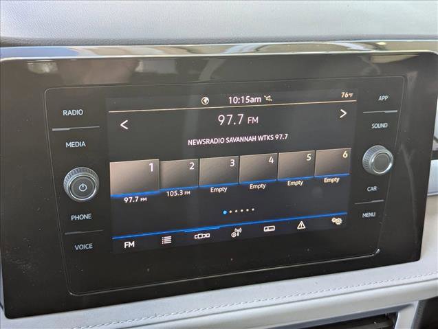 New 2025 Volkswagen Taos SE image 11