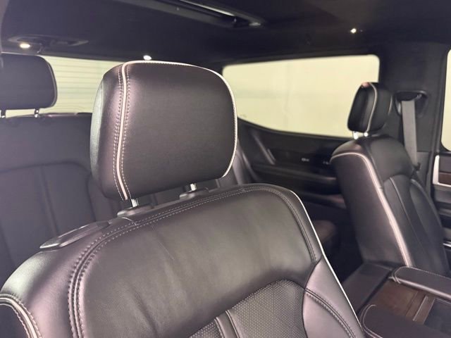 Used 2022 Jeep Grand Wagoneer Series II w/ Convenience Group III image 28