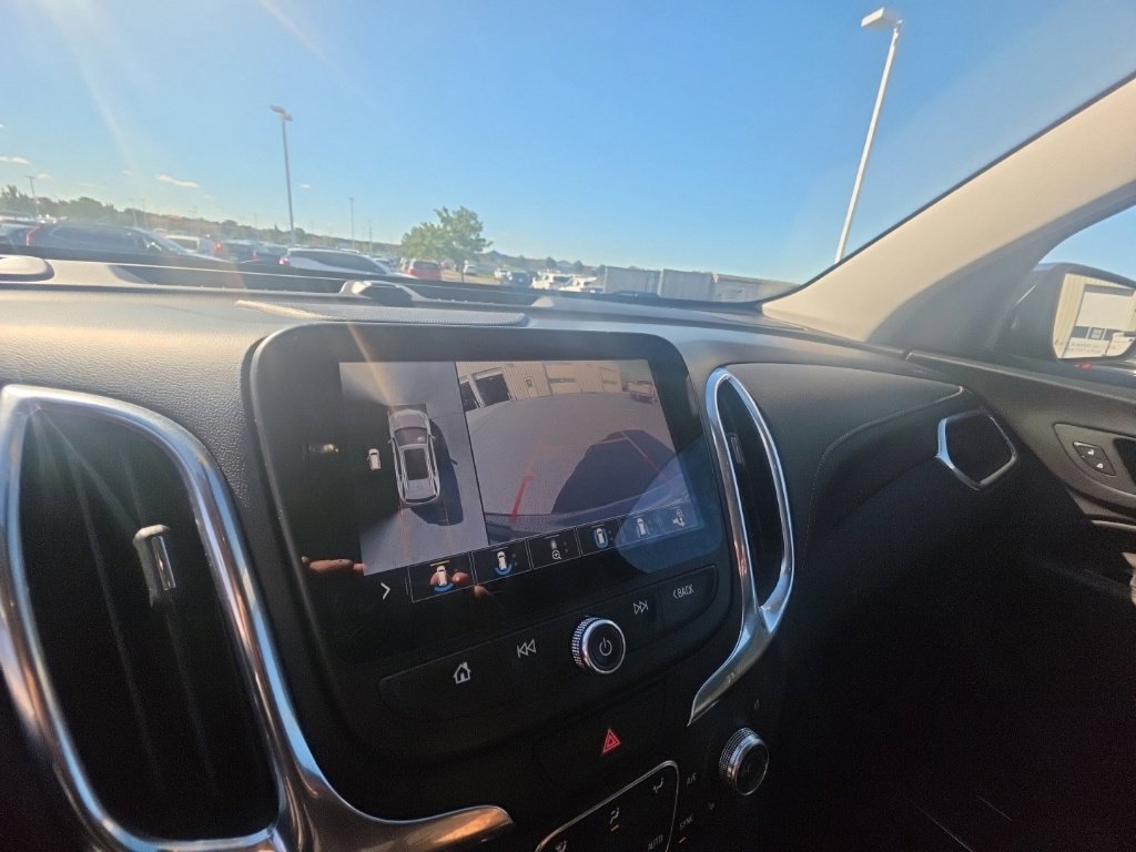 Used 2021 Chevrolet Equinox Premier AWD/4WD image 21