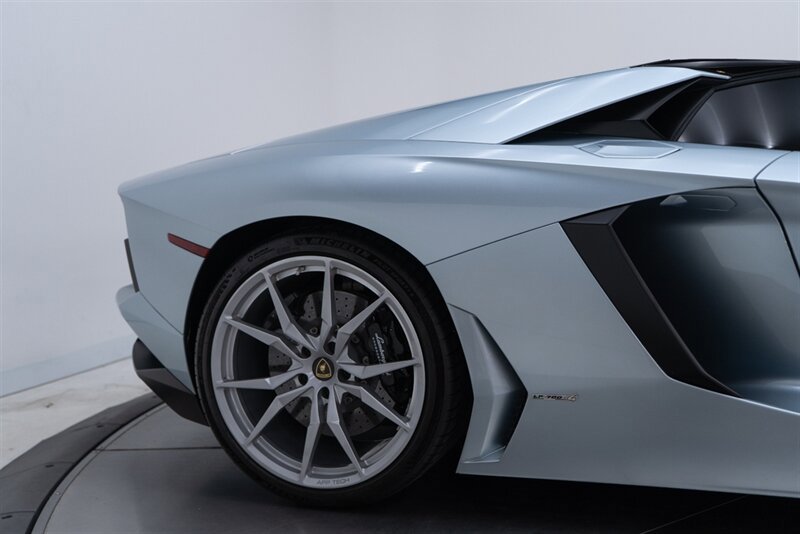 Used 2013 Lamborghini Aventador LP 700-4 AWD/4WD image 32