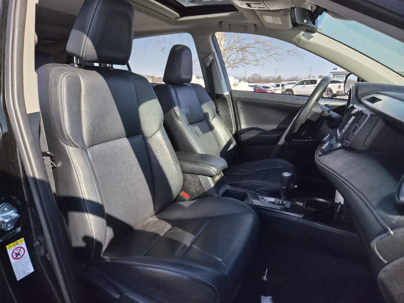 Used 2018 Toyota RAV4 Limited w/ All Weather Liner Package image 15