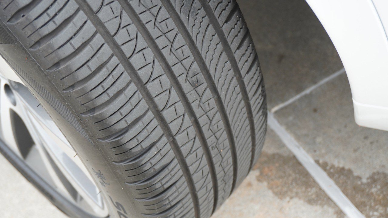 Used 2025 Land Rover Discovery Sport S image 12