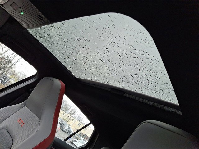 New 2025 Volkswagen GTI SE image 7