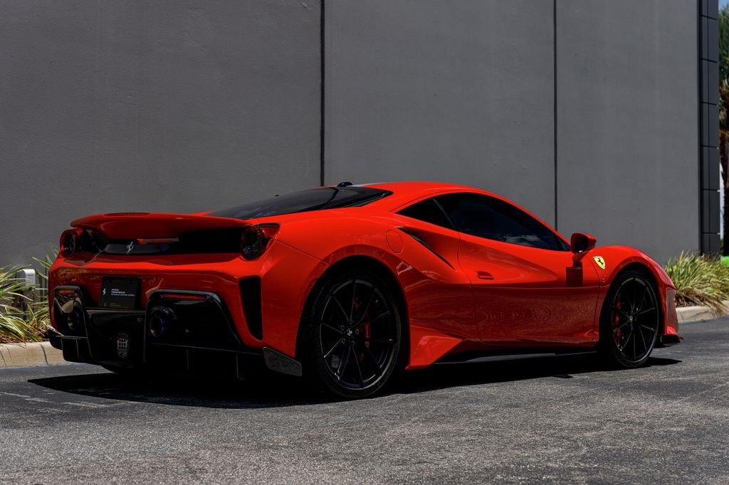 Used 2019 Ferrari 488 Pista Coupe RWD image 35
