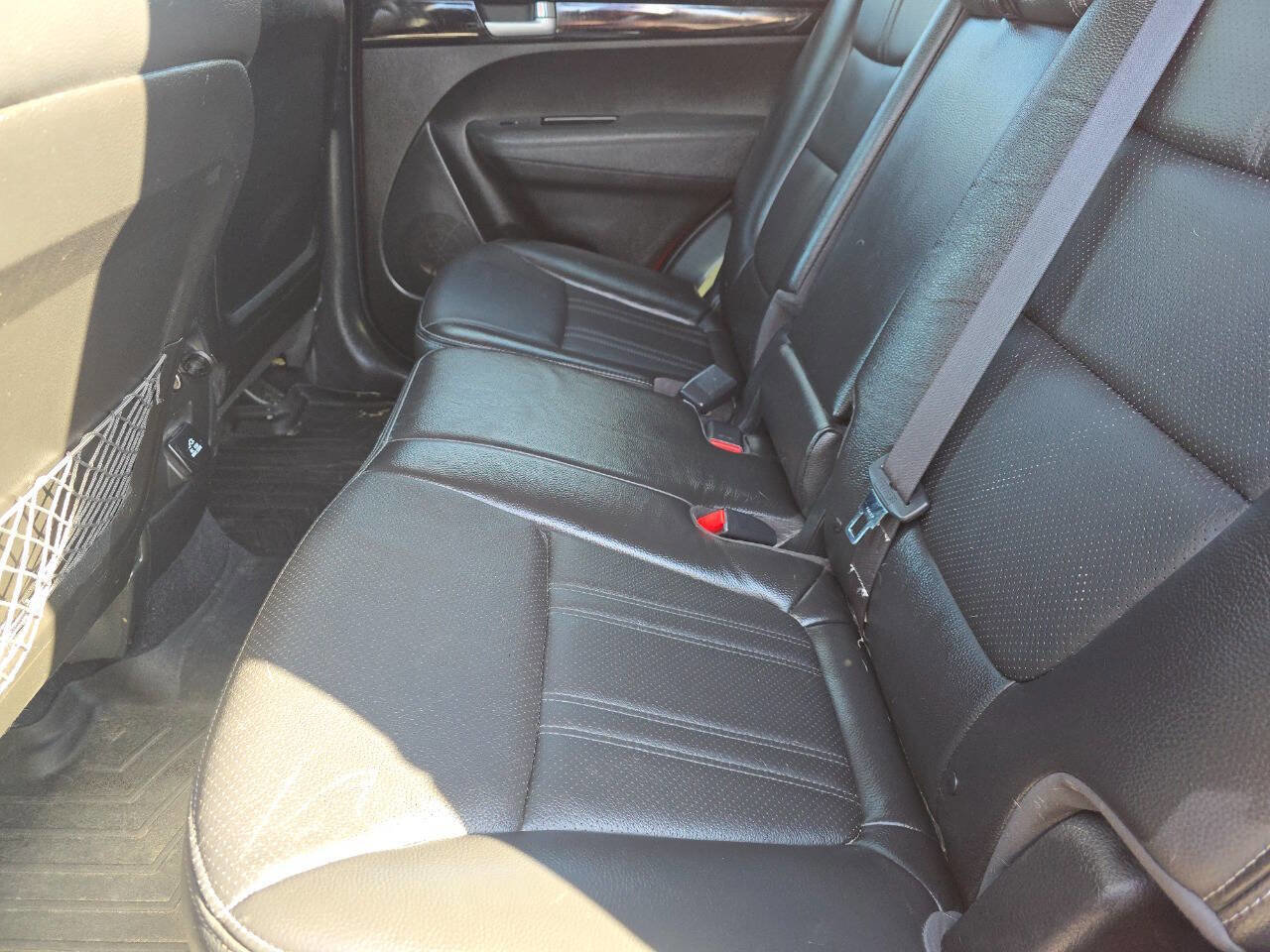 Used 2015 Kia Sorento SX image 30