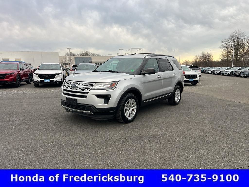 Used 2019 Ford Explorer XLT w/ Class III Trailer Tow Package image 4