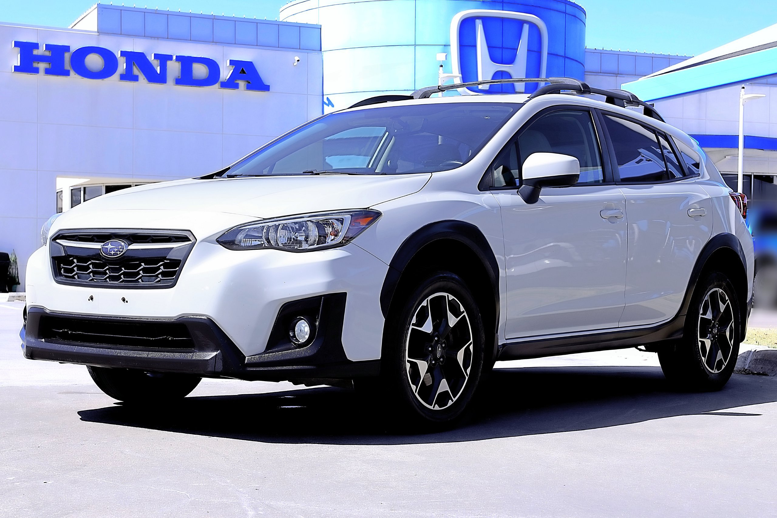 Used 2019 Subaru Crosstrek 2.0i Premium w/ Moonroof Package