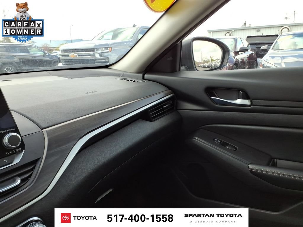 Used 2024 Nissan Altima 2.5 SV FWD image 22