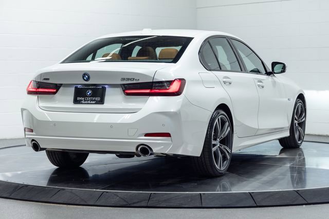 Used 2023 BMW 330e xDrive w/ Premium Package AWD/4WD image 10