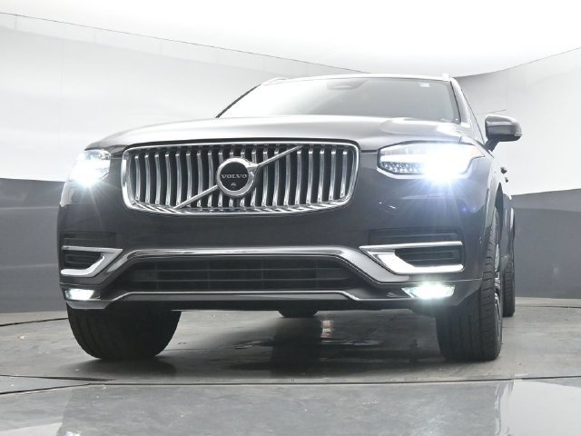 Used 2023 Volvo XC90 B6 Plus w/ Protection Package Premier AWD/4WD image 39