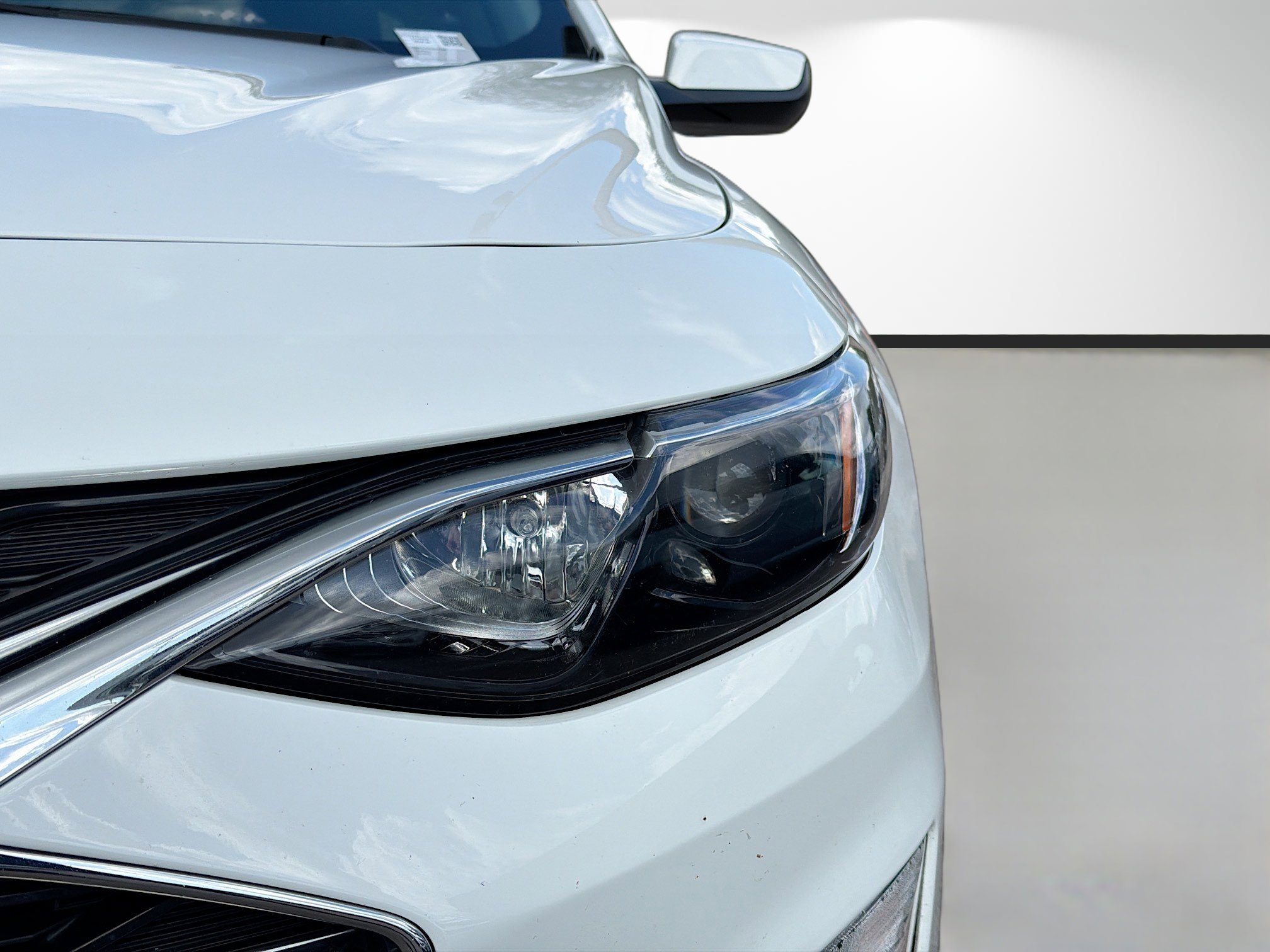 Used 2025 Chevrolet Malibu LT image 9