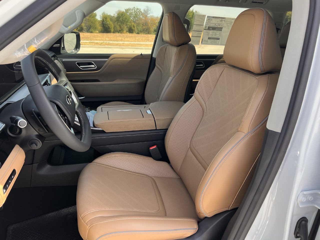 New 2027 INFINITI QX80 Luxe w/ Cargo Package RWD image 21