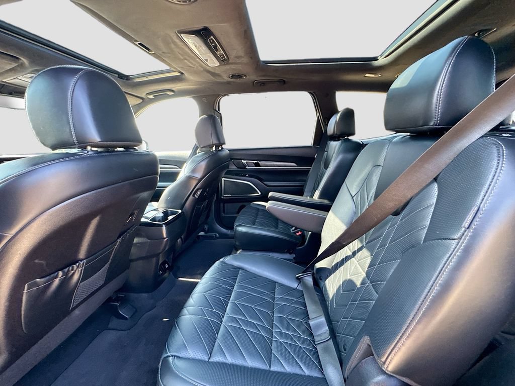 Used 2025 Kia Telluride SX Prestige X-Line AWD/4WD image 26