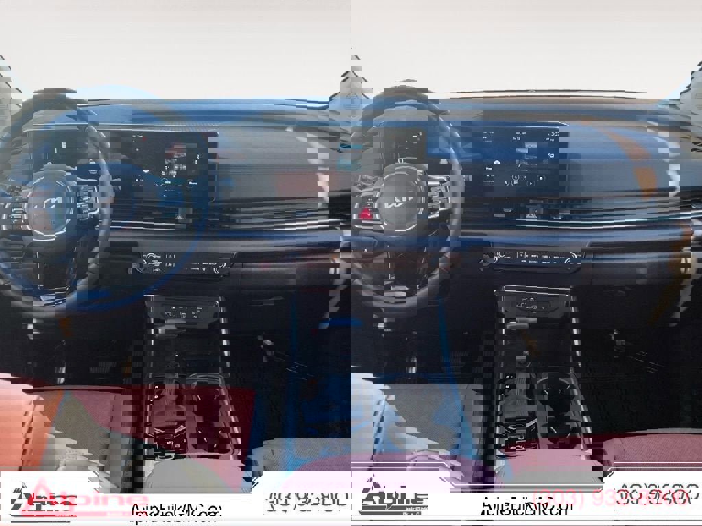 Used 2025 Kia Carnival SX image 10